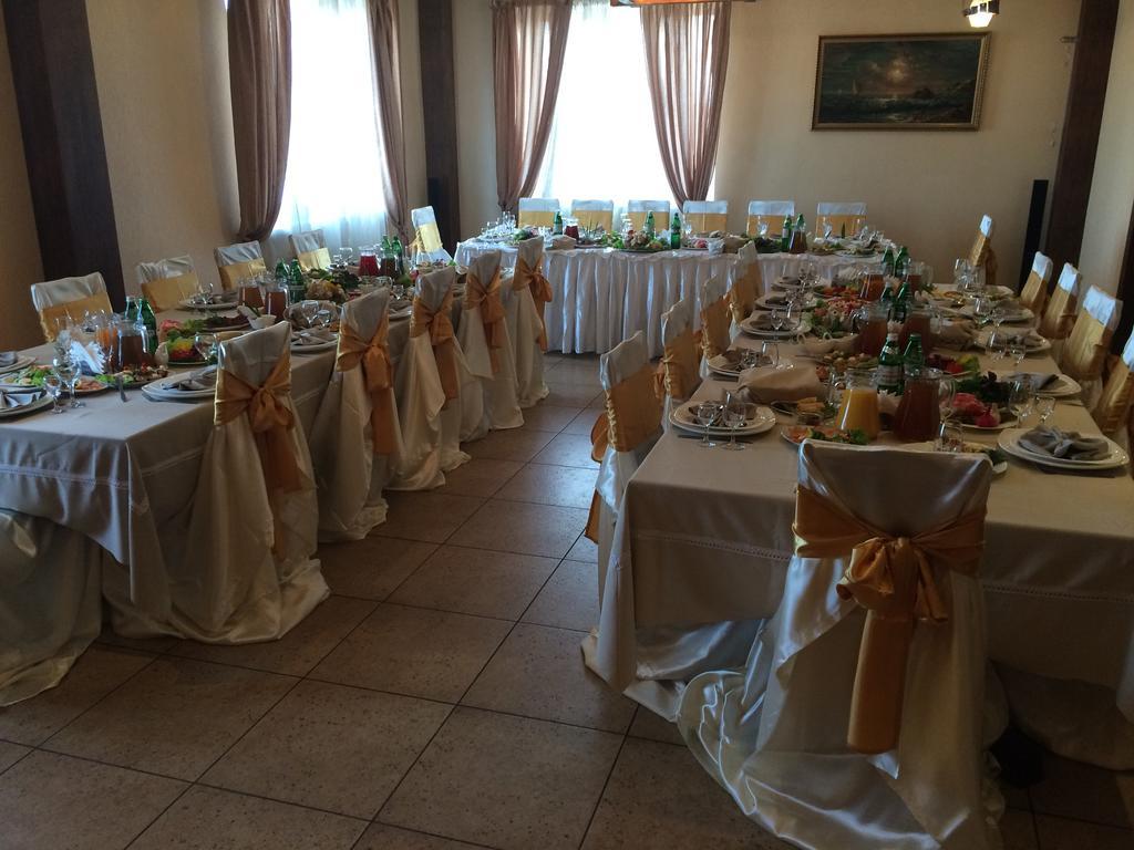 Hotel Grant Pesochin